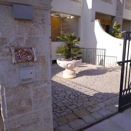 בית נופש Elios מרינה די פסקולוזה